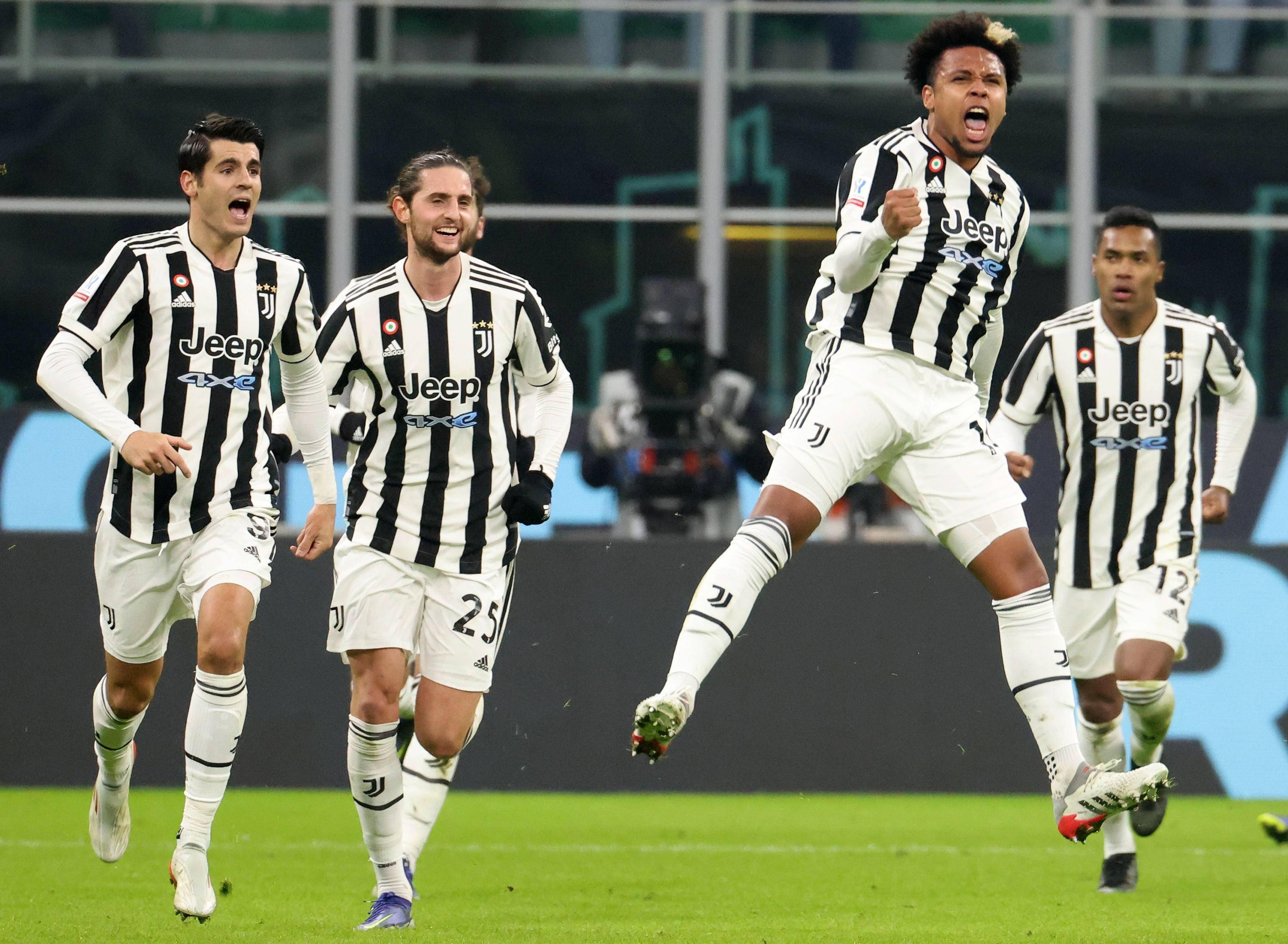 热议海港平柔佛：十分狼狈且侥幸；陈威出色全队血性