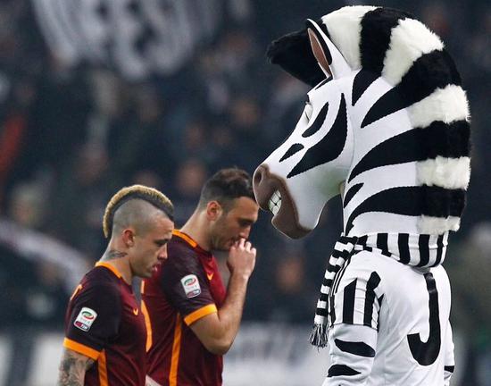 射击世界杯总决赛：江伊婷满中夺冠 中国队四金收官