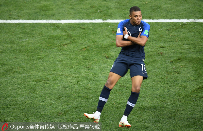 连续30场非友谊赛保持不败，西班牙是历史第四队